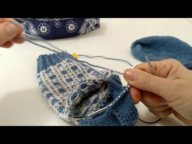 Knitting socks, the perfect heel 😉