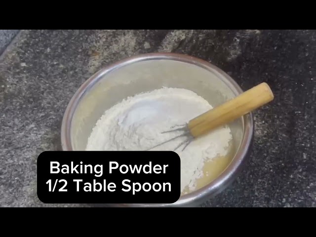 🍰 THE PERFECT VANILLA CUPCAKE | Soft, Moist & Bakery-Style Recipe