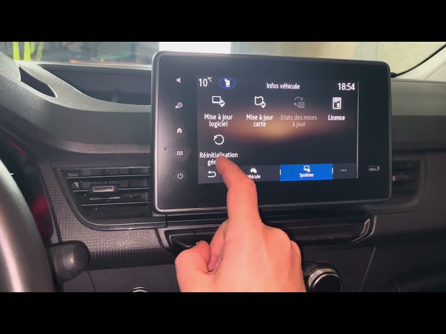 Renault Kangoo | How to Factory Reset Infotainment System (2024)