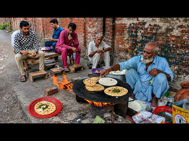 🔥70/- RS PURE DESI PUNJABI STREET FOOD BREAKFAST😍 SAAG PARATHA | LATEST PAKISTANI STREET FOOD VIDEOS