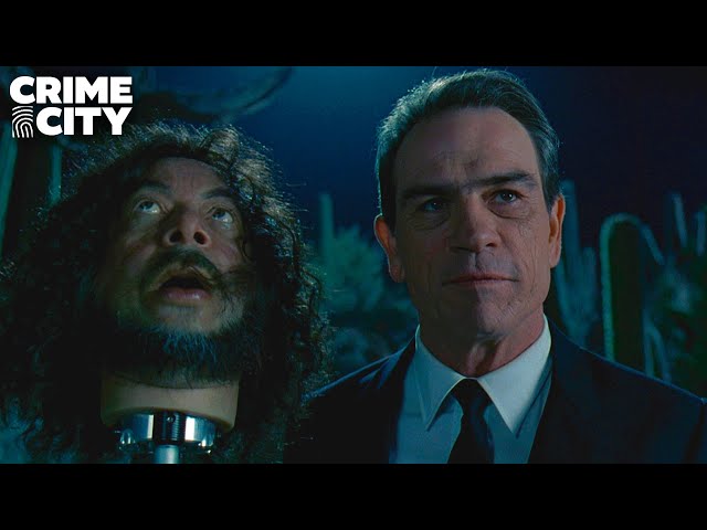 Men In Black | First Alien Bust (Tommy Lee Jones)