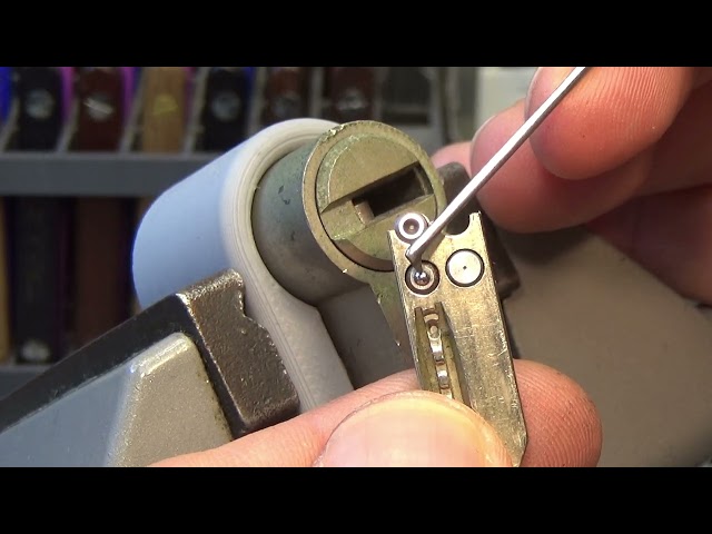 1247 RAV BARIACH DIMPLE LOCK CYLINDER PICKED AND GUTTED eng sub  #lockpicking #lockpickingtools