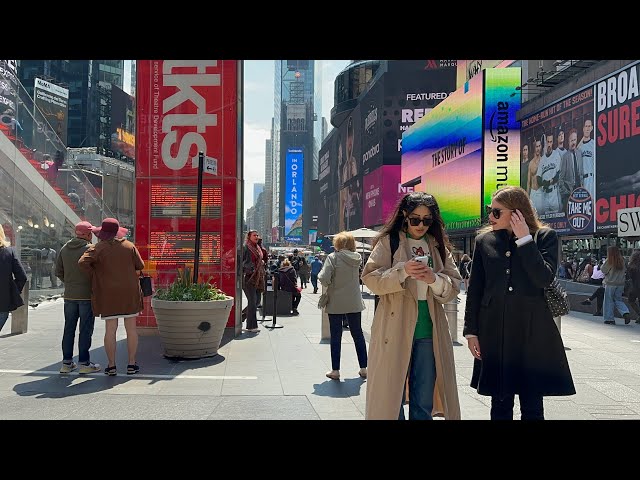 New York Today | Broadway And Times Square