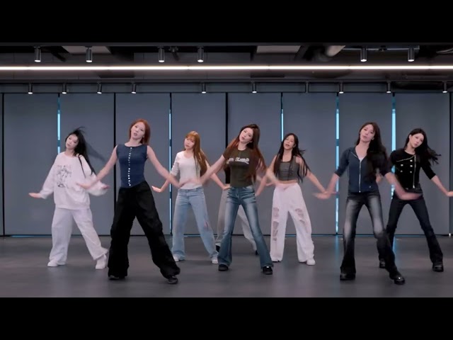 iconic heart by hearts2hearts dance practice mirrored