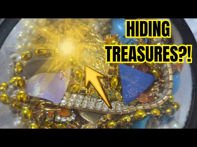 This Mystery Jewelry Jar Looked Like it was Hiding Treasures….but Was it? Did we Profit or Bust?