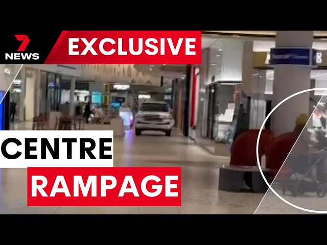 Wild police chase through Northland Shopping Centre | 7NEWS