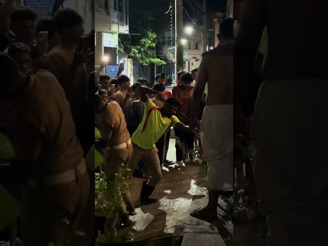 மலைப்பாம்பை தீயணைப்பு வீரர்கள் பிடித்த வீடியோ #kottar #python #snake #fireservice #rescue #wildlife 