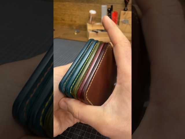Making batch of "Rift V2.1" leather cardhodlers💳💵