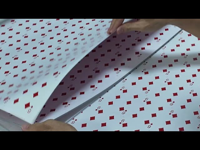 How luxury playing cards are made |Inside A Card Factory 