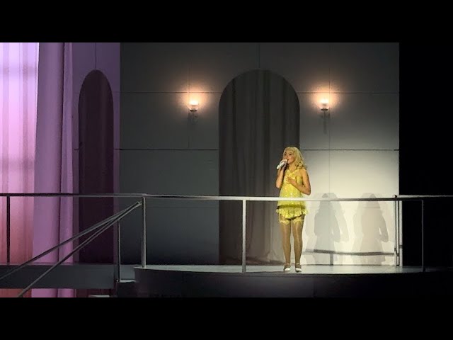 decoded (shortened) - Sabrina Carpenter: Short n’ Sweet Tour 2024 [LIVE]