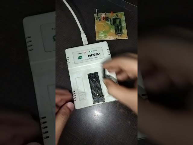Microcontroller IC Programming using Universal Programmer, IC Burner, IC Programmer #shortsfeed