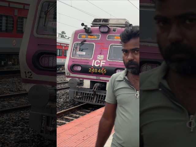 Howrah-Bandel Pinky Rake EMU Train Blow Departure Horn From Chandannagar Station #shorts #viral