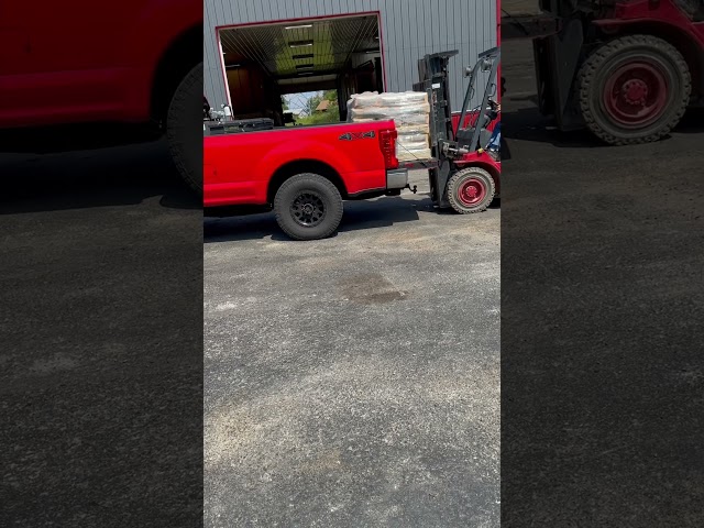 Overloaded Ford F-350