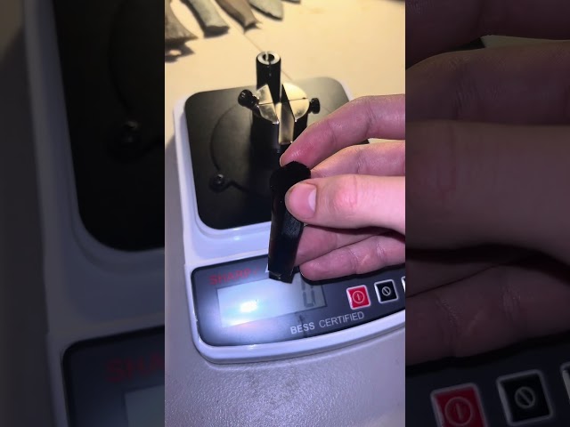 Sharpest Razor vs Obsidian Razor,Which is sharper? #sharp #sharpness  #minecraft #history #obsidian