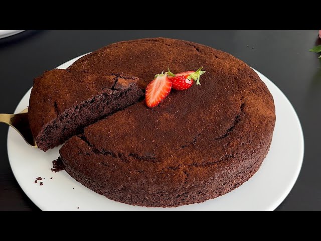 A Timeless Classic! Soft, Melting Chocolate Cake, Light and Easy! Quick to Make!