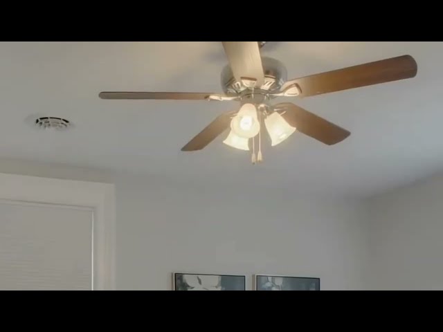 Video Tour of a House For Sale With Ceiling Fans