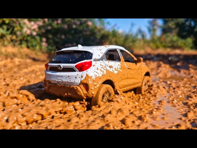 Unboxing Review Testing of Diecast Model of Tata Nexon EV | Off-Roading | Auto Legends |