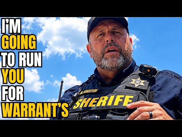 Police Demand ID From First Amendment Auditor at Walmart, Threaten Arrest Without Evidence.