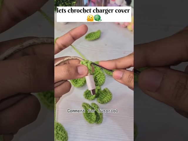 Crochet Charger Cover for Beginners 🧶 Easy Leaf Cable Protector #forbeginners #giftideas #crochet