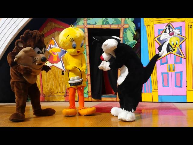 LOONEY TUNES THEATER - NEW SEASON AT PARQUE WARNER