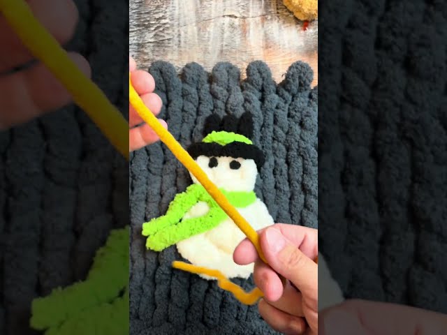 Snowman Chunky Knit Blanket Embellishment ⛄️ | Step-by-Step Hand Knitting Tutorial