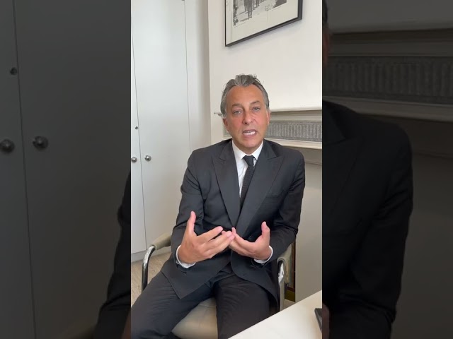 Mr Amar explains - liposuction and skin tightening by radiofrequency device