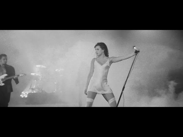 Nathalie Cardone - Populaire (Official Music Video)