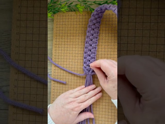 TUTORIAL - how to finish a macrame bag strap - #macrame #macrametutorial #bagobsessed