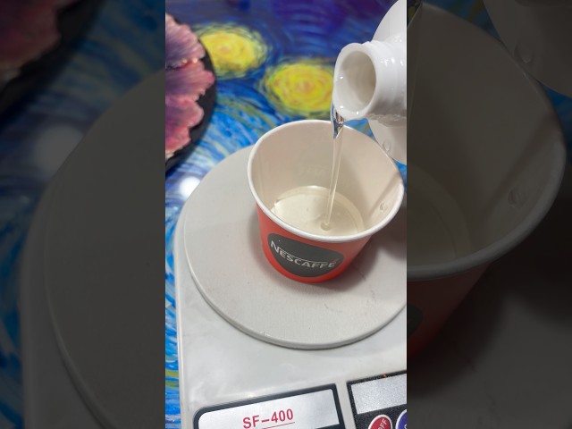 Applying resin on #artwork #texture #painting #golden #merge #artshorts #resinart #resin #shorts