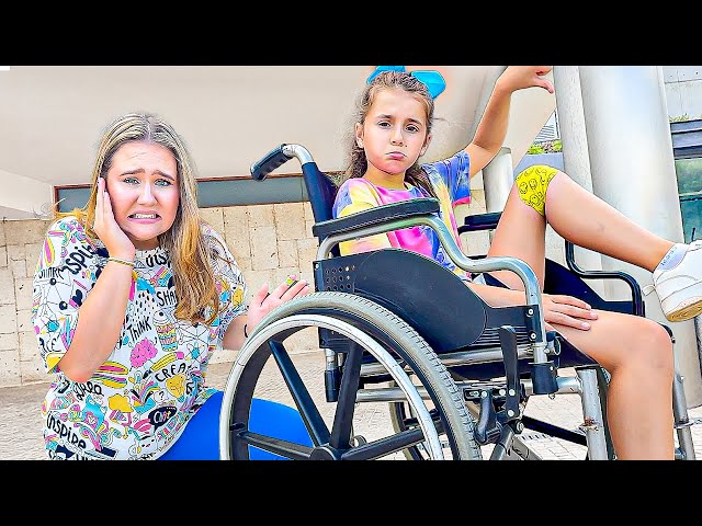 Ruby and Bonnie Boo Boo Adventures – Helping Granny, Football Fall & Paper Cut