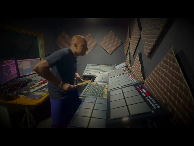 Pinna Male Suda (Octapad Cover)