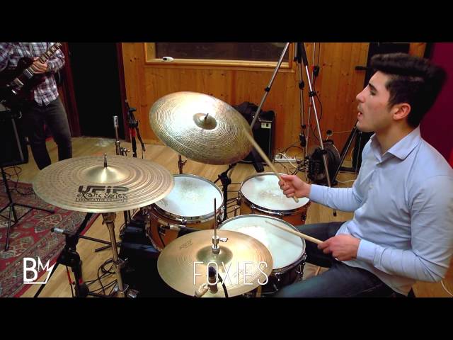 FOXIES - Bernie's tune - Bernie Miller