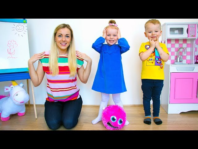 Head Shoulders Knees and Toes | Nursery Rhymes & Kids songs with Gaby and Alex!